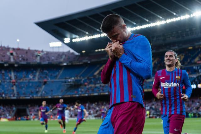 库里16分布朗尼5中1 勇士大胜湖人季前赛5连胜