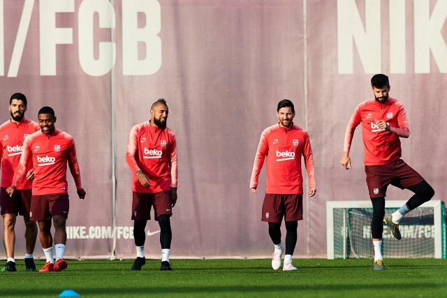 杨瀚森14+15青岛惜败首钢 范子铭14分雷蒙16分