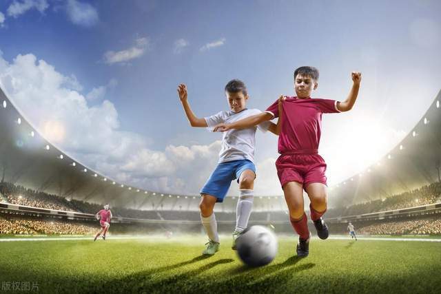 2026十堰马拉松鸣枪开跑 上万跑者领略“山水车城”